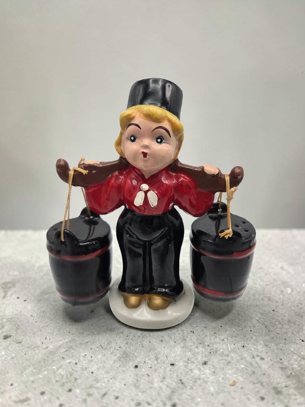 Vintage Japan Dutch Boy Salt & Pepper Shaker MCM Anthropomorphic Kitchen Kitsch